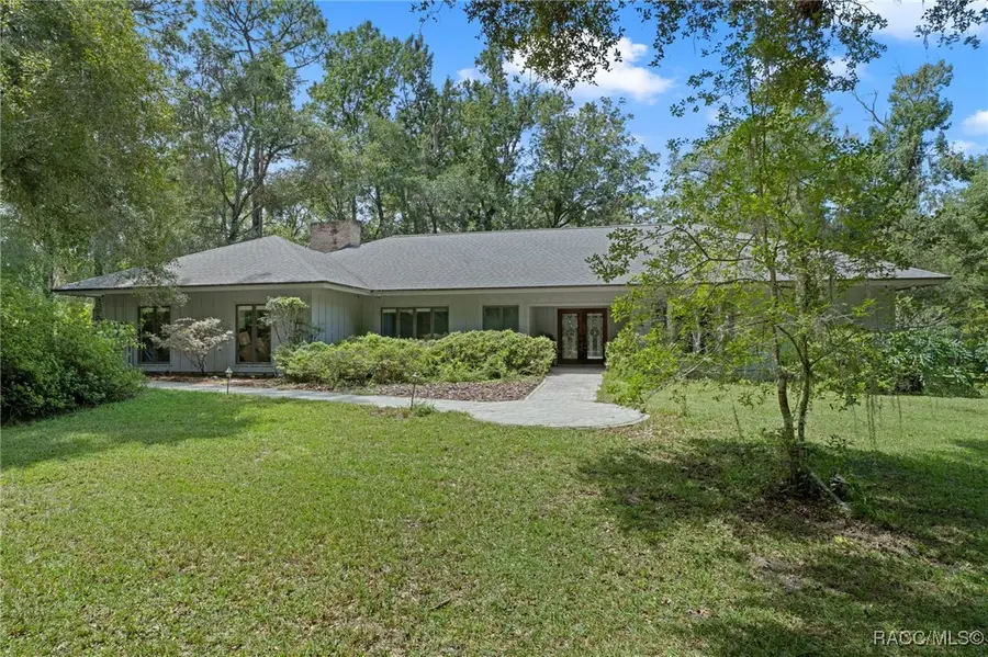 22347 Golden Retriever Lane, Brooksville, FL 34601 - Image #2