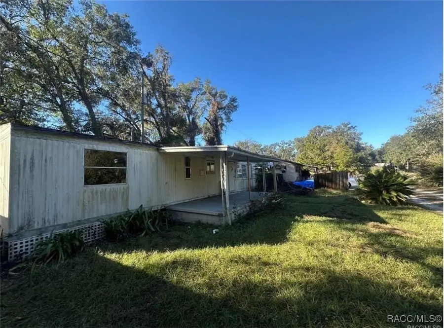 8832 E Freeman Court, Floral City, FL 34436 - Image #2