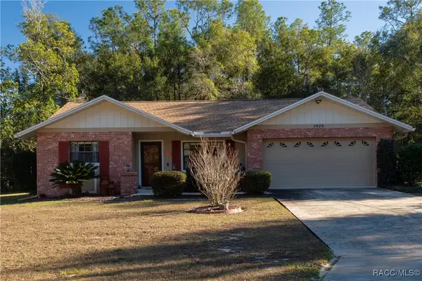 1928 W Rutland Drive, Citrus Springs, FL 34434