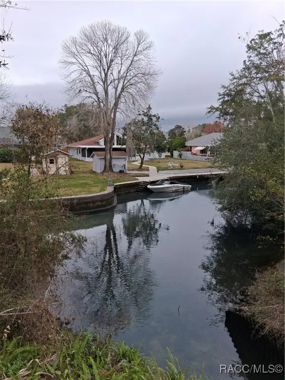 1115 SE 5th Avenue, Crystal River, FL 34429 - Image #2