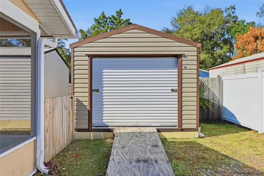 1050 N Midiron Point, Crystal River, FL 34429 - Image #3