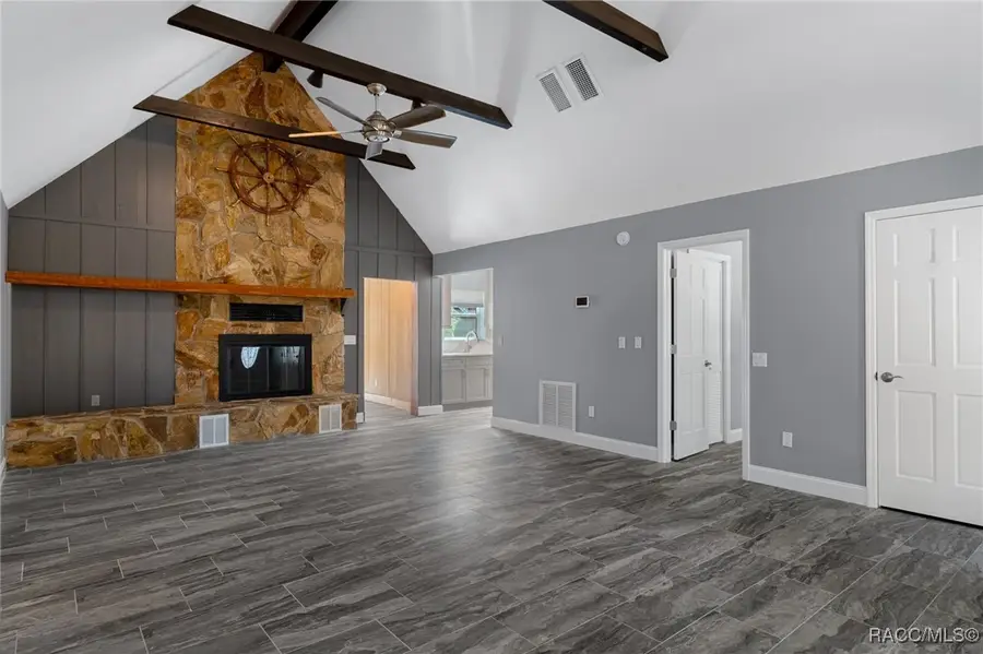 11870 W Riverhaven Drive, Homosassa, FL 34448 - Image #3