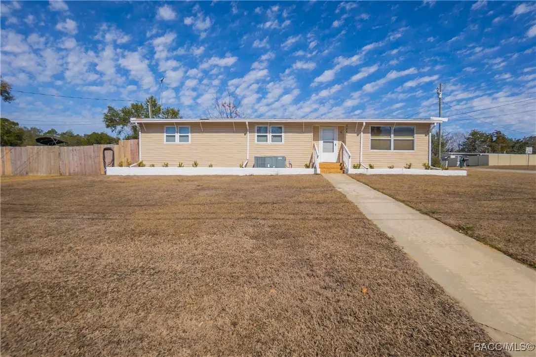 3685 E Ridgecrest Court, Inverness, FL 34452 - Image #1