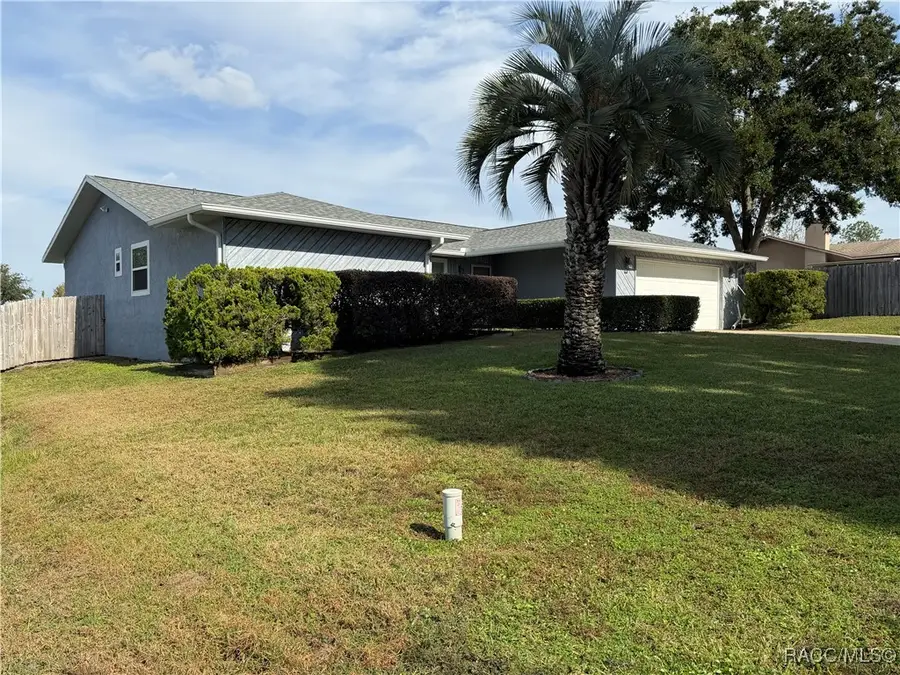 2065 W Deer Trail Lane, Lecanto, FL 34461 - Image #2