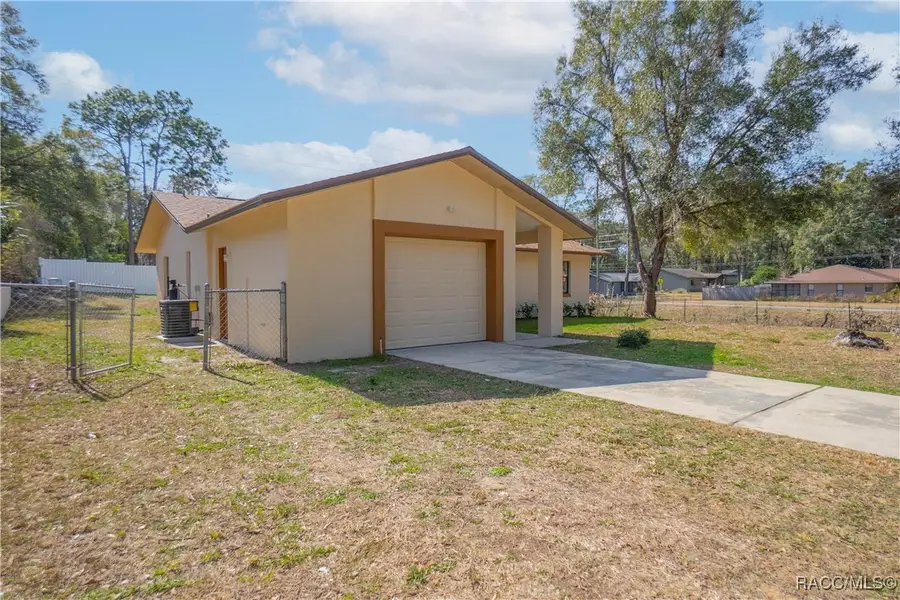 105 E Harvard Street, Inverness, FL 34452 - Image #2