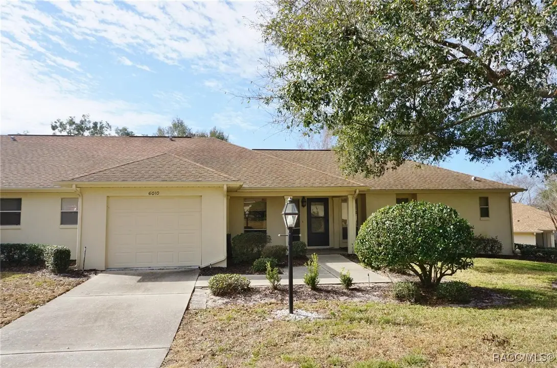 6010 W Dedham Trail, Crystal River, FL 34429 - Image #1