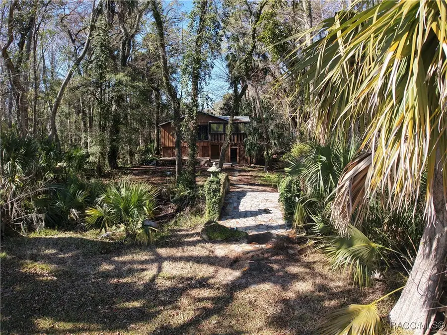 5908 Riverside Drive, Yankeetown, FL 34498 - Image #3