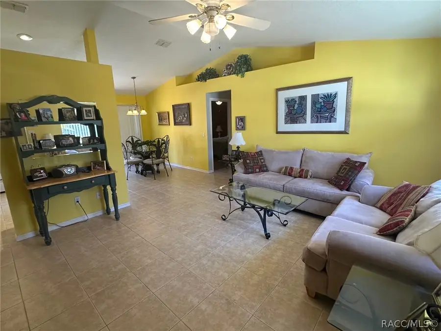 8497 N Empire Avenue, Citrus Springs, FL 34433 - Image #3