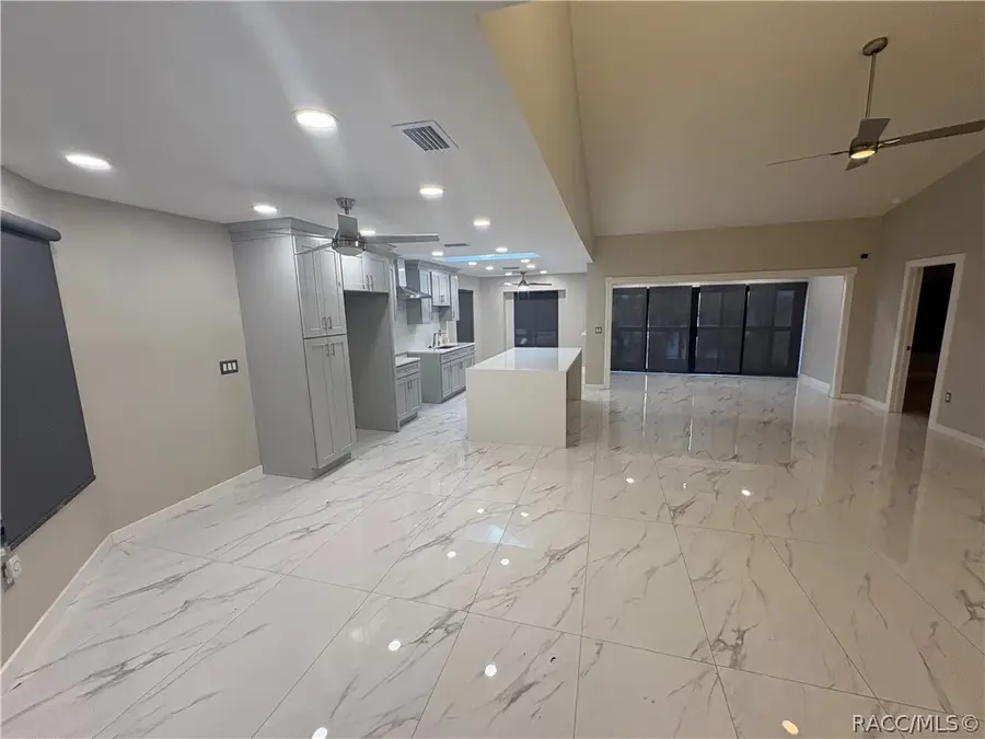 568 San Remo Circle, Inverness, FL 34450 - #3