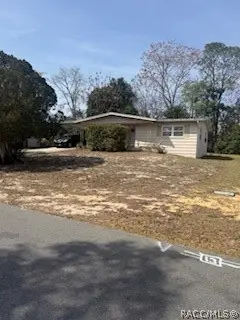 8 S Osceola Street, Citrus Springs, FL 34434