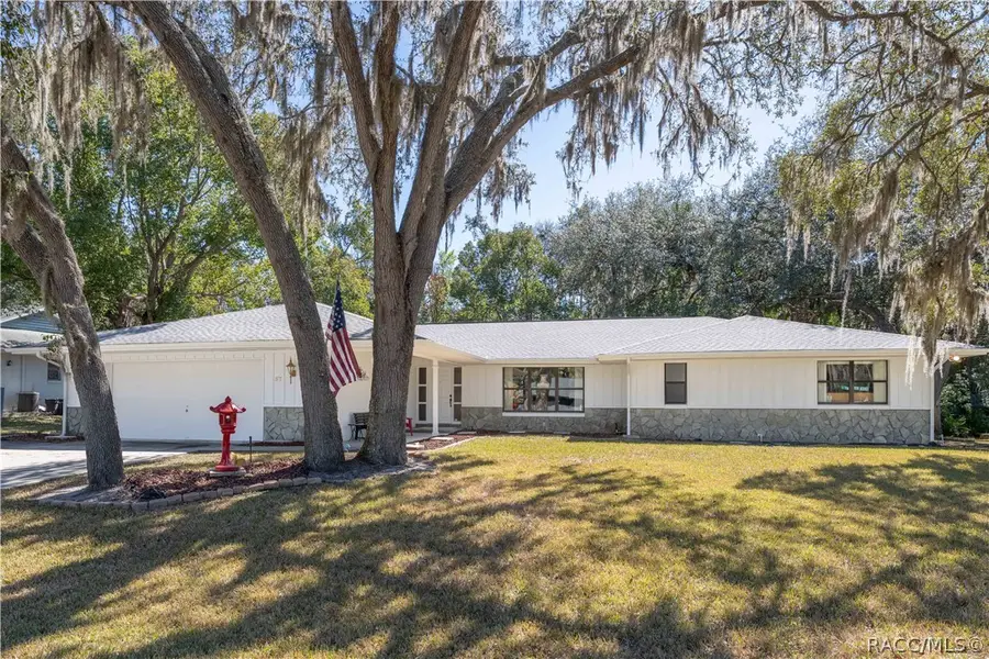 57 Greentree Street, Homosassa, FL 34446 - #3