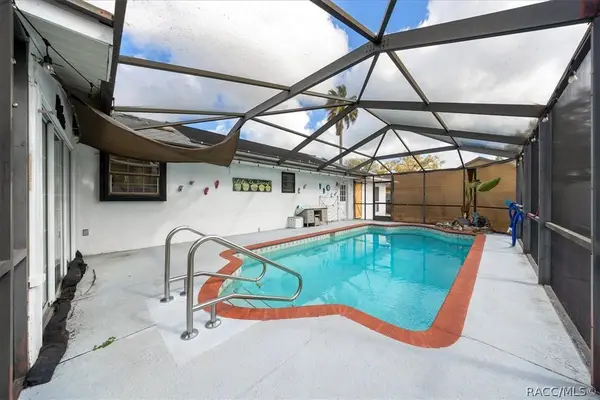 1 Cherry Lane, Ocala, FL 34472