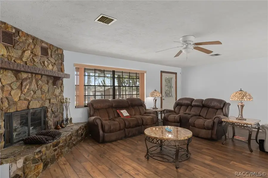 4414 E Shorewood Drive, Hernando, FL 34442 - #3