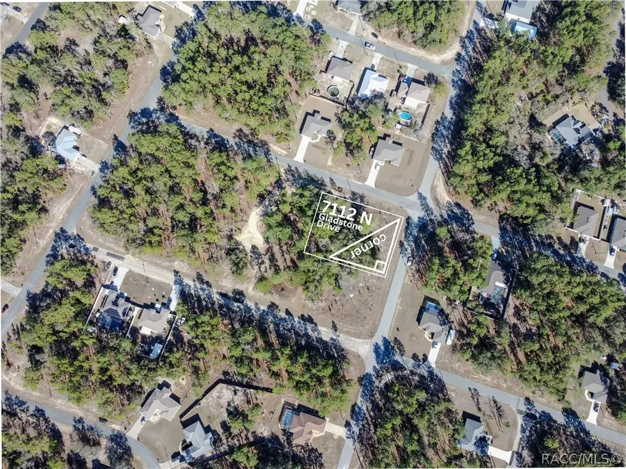 7112 N Gladstone Drive, Dunnellon, FL 34434 - #3