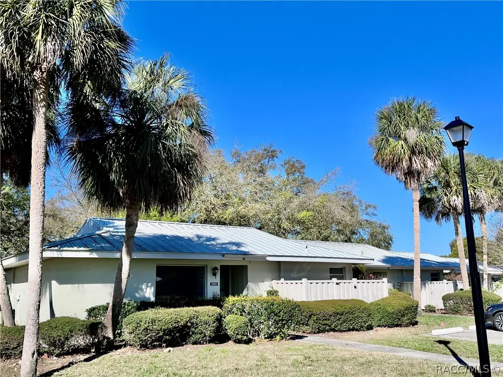 11327 W Bayshore Drive, Crystal River, FL 34429 - #1