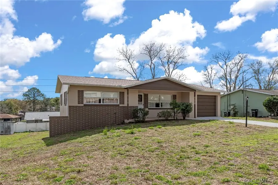 97 S Lucille Street, Beverly Hills, FL 34465 - #2