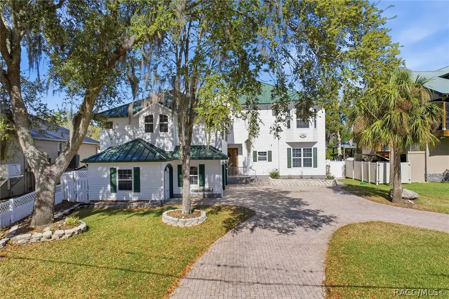 300 NW 12th Avenue, Crystal River, FL 34428 - #3