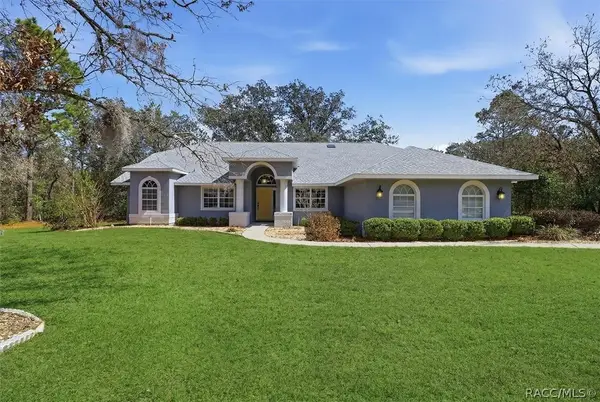 6045 N Oakmont Drive, Beverly Hills, FL 34465