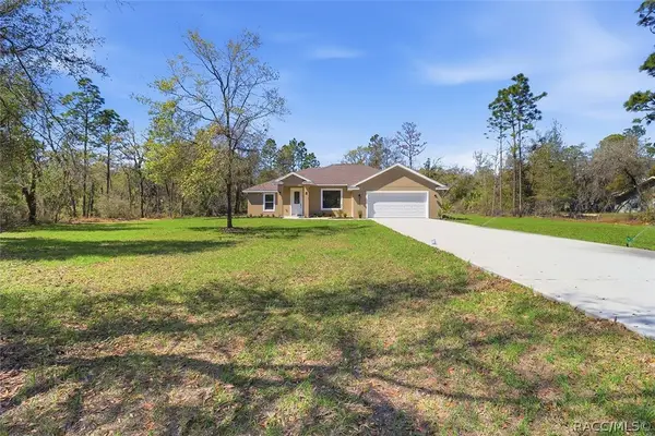 8482 N Shannon Avenue, Crystal River, FL 34428