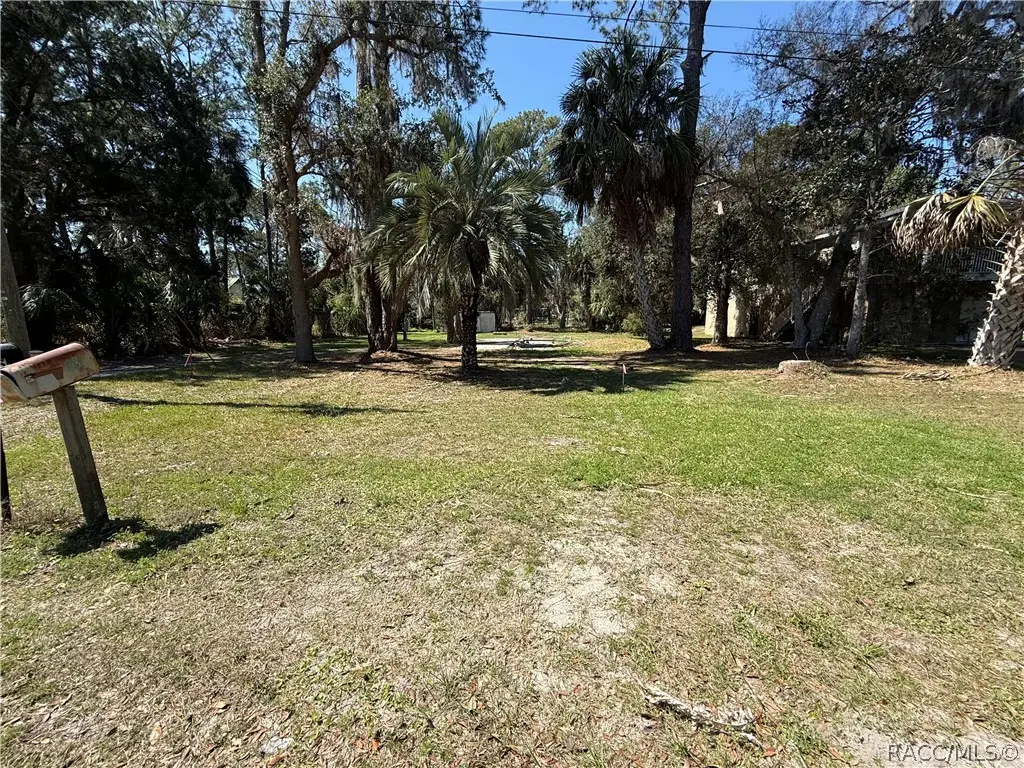 35 64th Street, Yankeetown, FL 34498 - #1