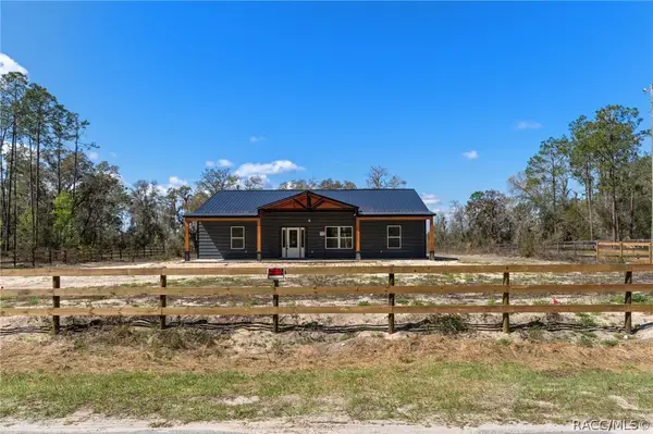 3020 SW Westwater Drive, Dunnellon, FL 34431