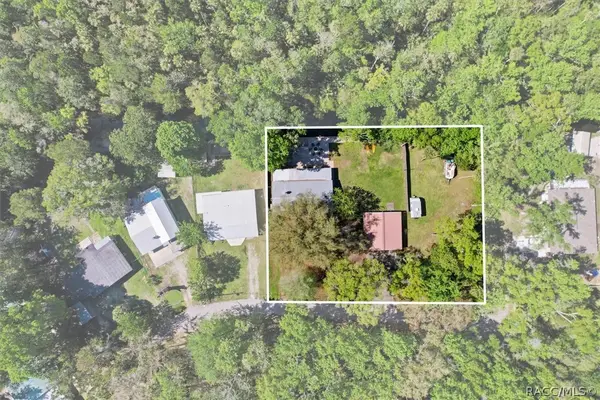 8952 W White Dogwood Drive, Homosassa, FL 34448