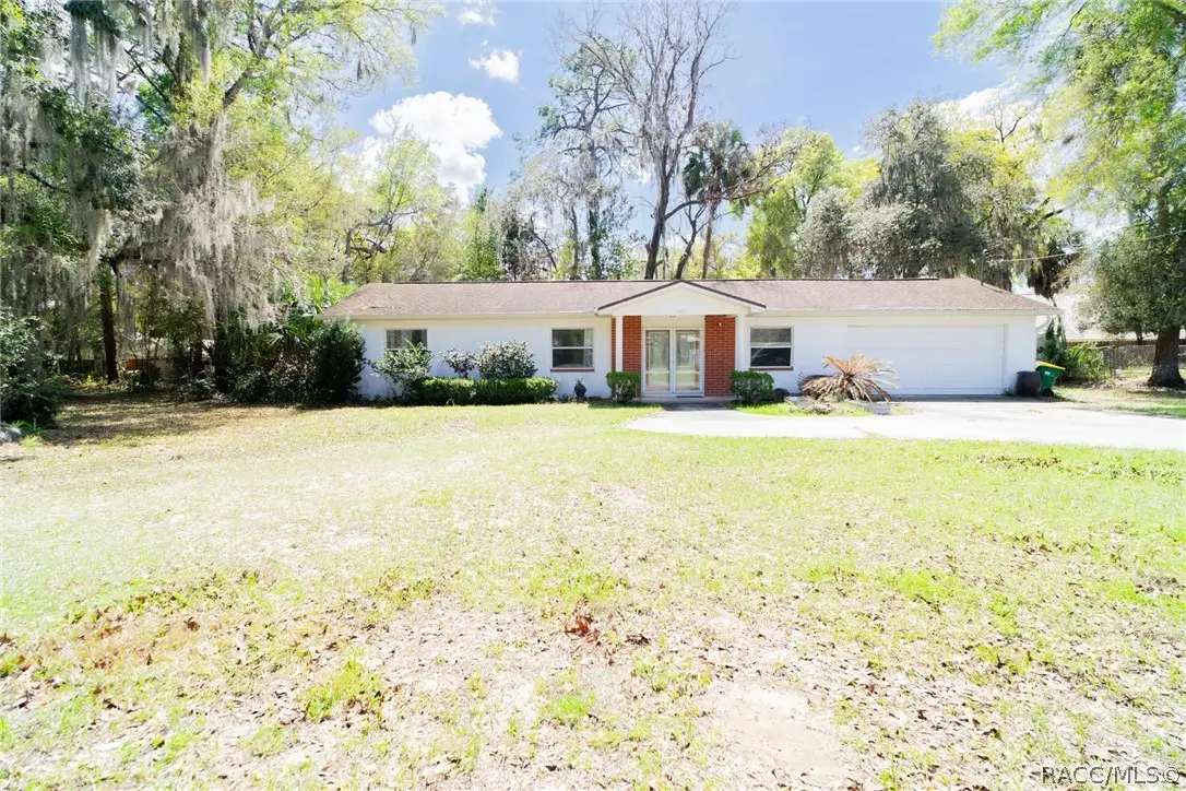 707 Howard Street, Inverness, FL 34453 - #1