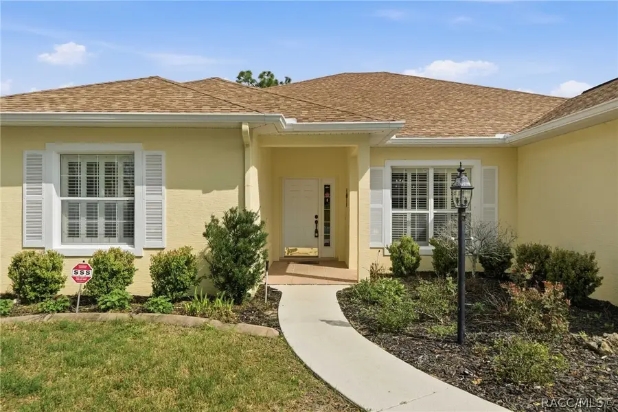 39 W Amalfi Court, Beverly Hills, FL 34465 - #3