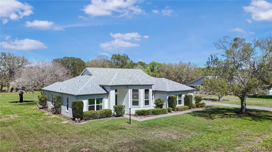 489 E Falconry Court, Hernando, FL 34442 - #2