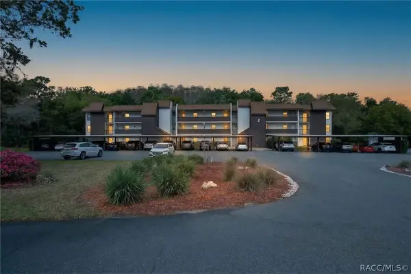 2 Cypress Blvd., Homosassa, FL 34446