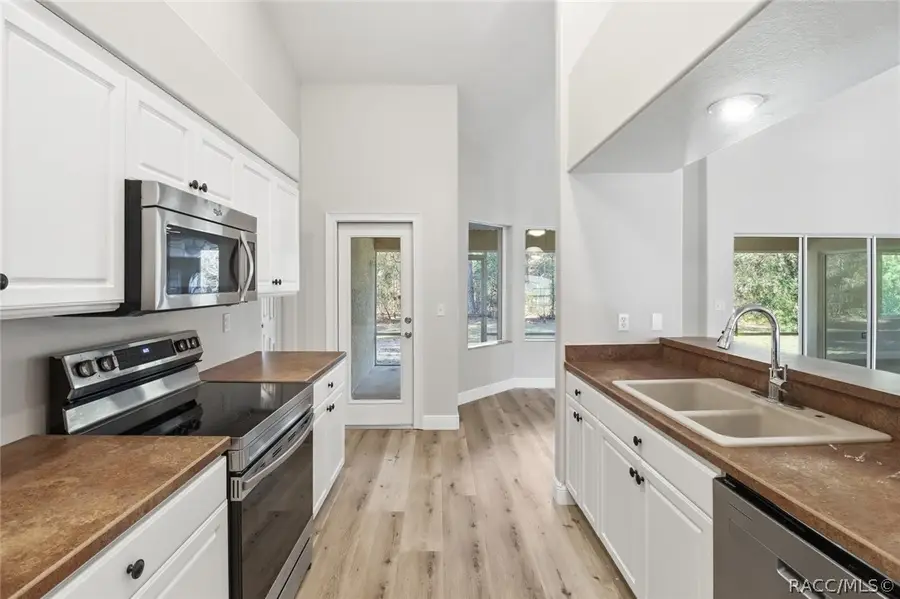 8520 N Elkcam Boulevard, Citrus Springs, FL 34433 - #3