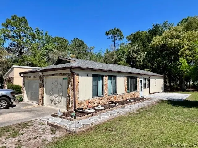 10 Jamaica Street, Homosassa, FL 34446 - #1