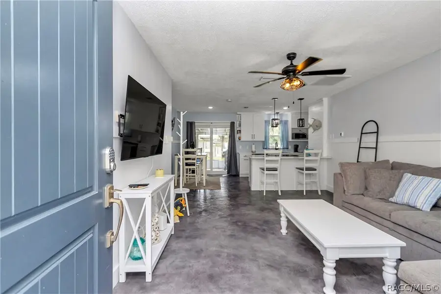 17 Magnolia Avenue, Yankeetown, FL 34498 - #2