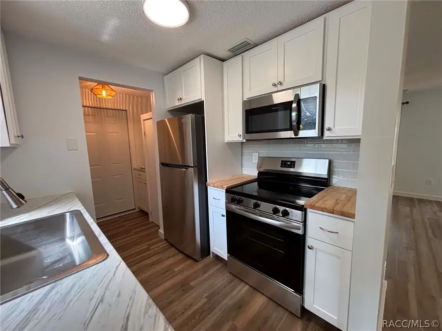 2180 W Austin Drive, Citrus Springs, FL 34434 - #3