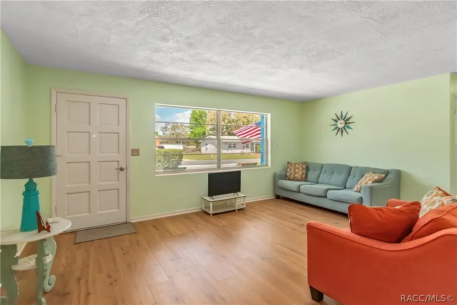 101 S Tyler Street, Beverly Hills, FL 34465 - #2