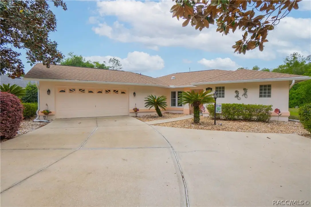 3310 N Canterbury Lake Drive, Hernando, FL 34442 - #1