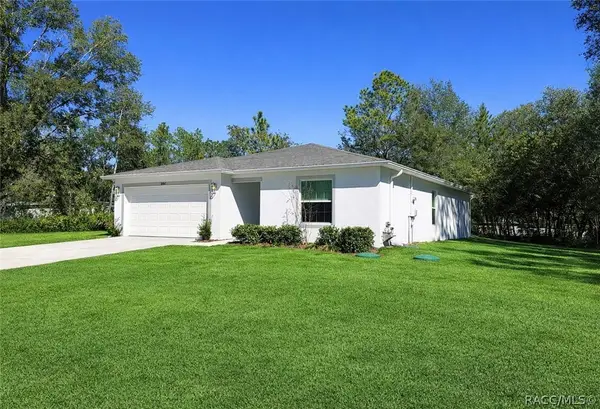 8847 N Pitcairn Way, Citrus Springs, FL 34434