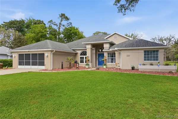 30 Pine Street, Homosassa, FL 34446