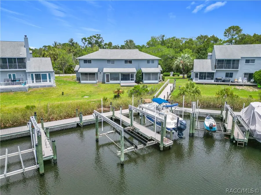 11122 W Cove Harbor Drive, Crystal River, FL 34428 - #3