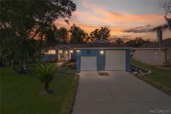 11430 W Waterway Drive, Homosassa, FL 34448