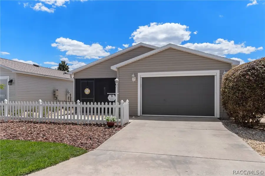 2070 Thornton Terrace, The Villages, FL 32162 - #2