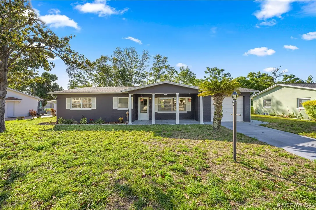 97 S Davis Street, Beverly Hills, FL 34465 - #1