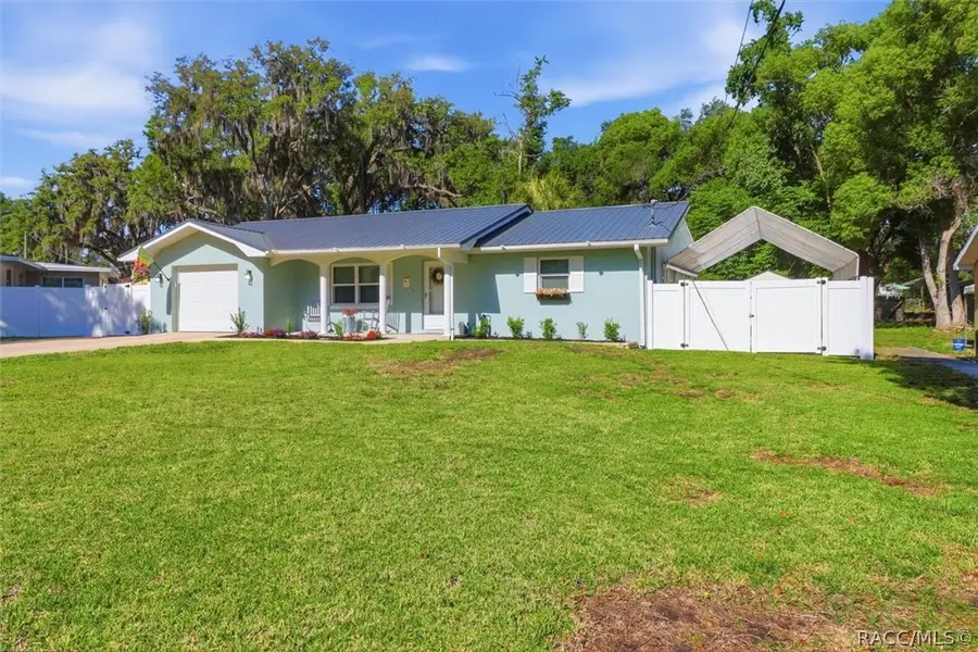 1104 Lakeshore Drive, Inverness, FL 34450 - #2