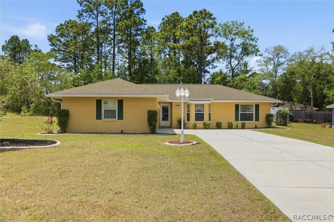 8278 N Pickinz Way, Citrus Springs, FL 34433 - #1