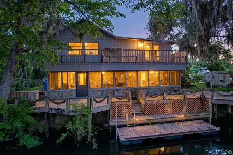 11590 N Kayak Point, Inglis, FL 34449 - #1