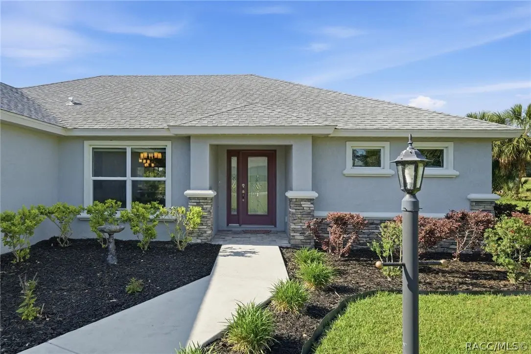 594 E Hartford Street, Hernando, FL 34442 - #1