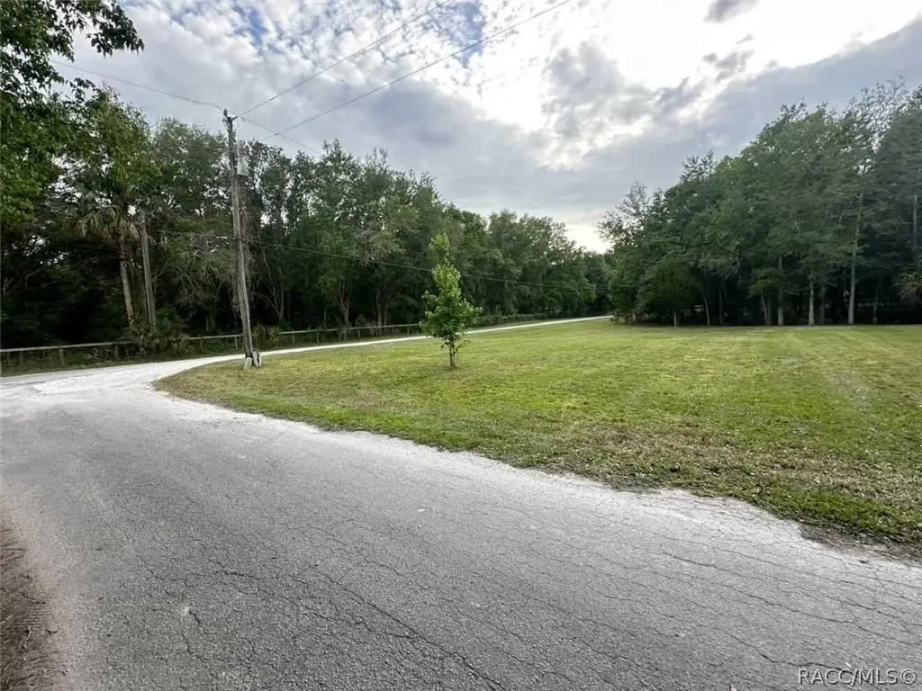220 N Staff Point, Inverness, FL 34450 - #1