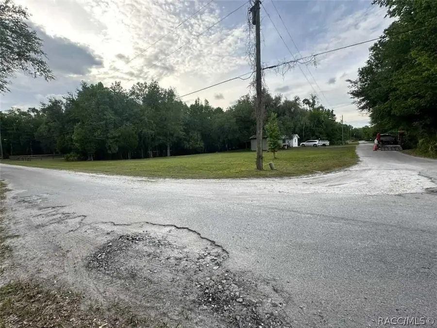 220 N Staff Point, Inverness, FL 34450 - #3