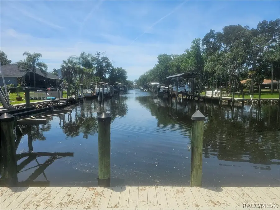 11718 W Riverhaven Drive, Homosassa, FL 34448 - #2