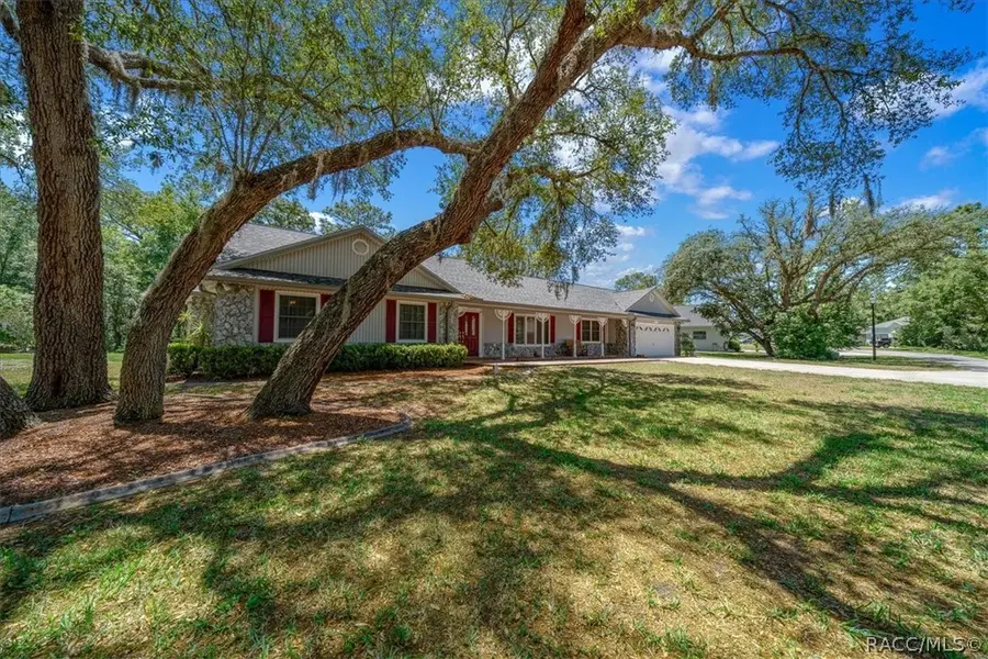 11 Sycamore Court W, Homosassa, FL 34446 - #2